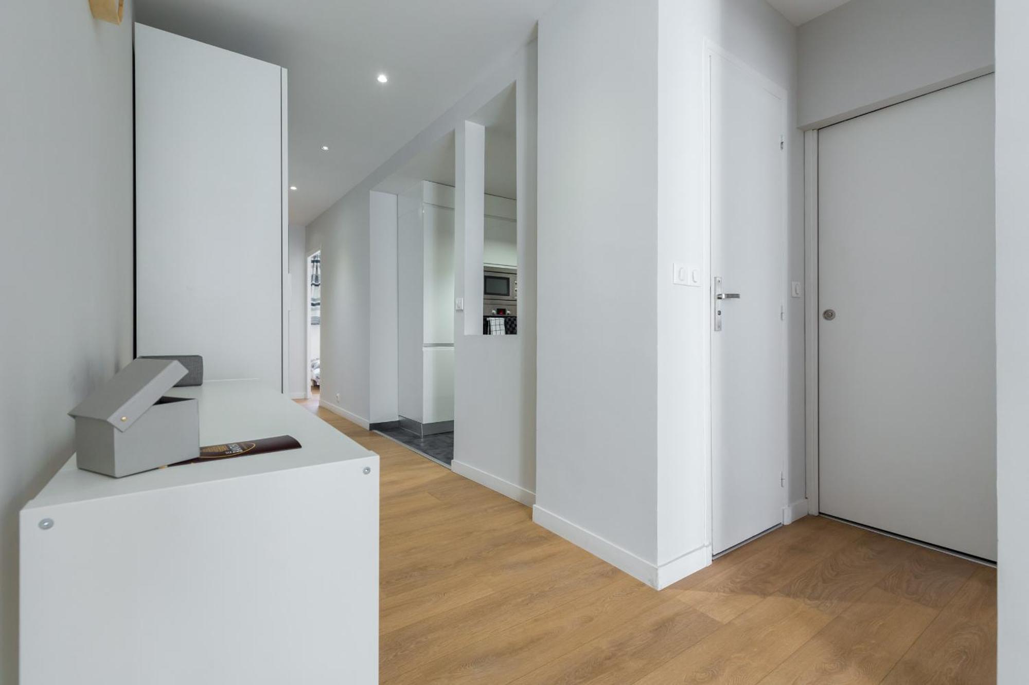 Apartment Ultra Large 2 Bdr Near Massena Square *