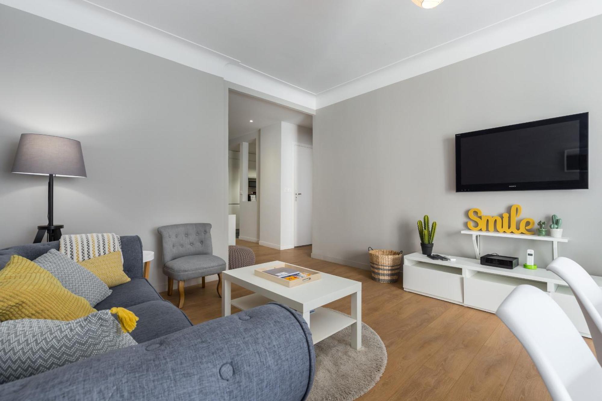 Ultra Large 2 Bdr Near Massena Square Nice