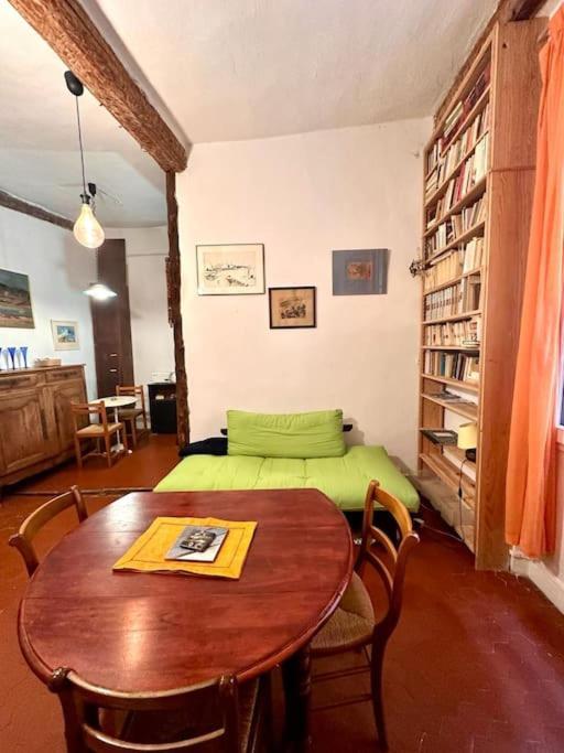 Abbaye - Spacieux Au Coeur Du Vieux-nice Apartment