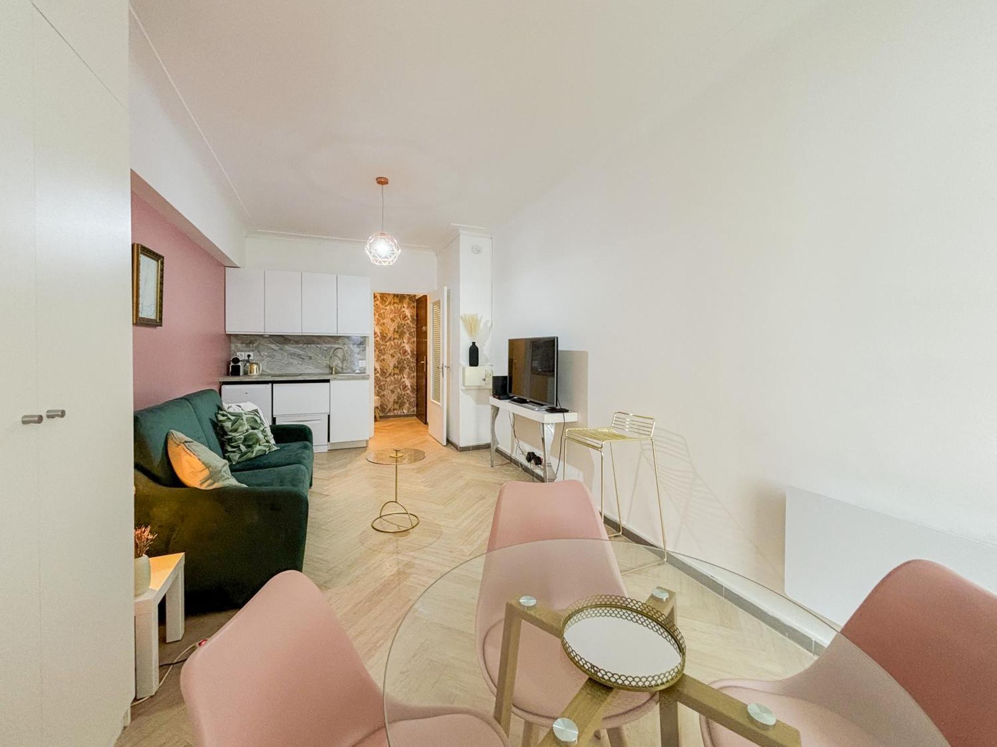 Apartment - Wifi, Ac, Hyper Centre, 4 Pers *