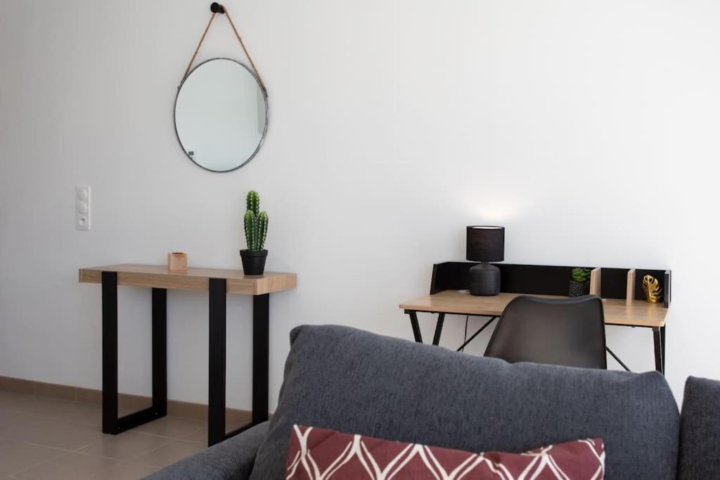 L17 Arenas 3 Balconies 5mins To The Sea