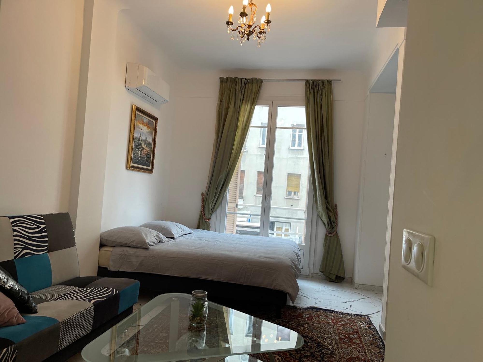 Apartment Imperia 2 *