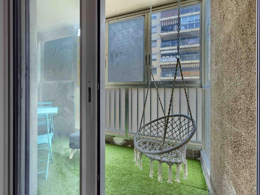 1 Min To Bedroom Flat With 2 Ac And Parking In Summer *