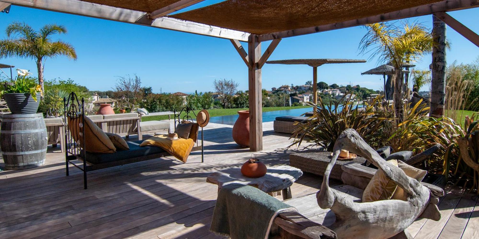 De Luxe Piscine Vue * Nice