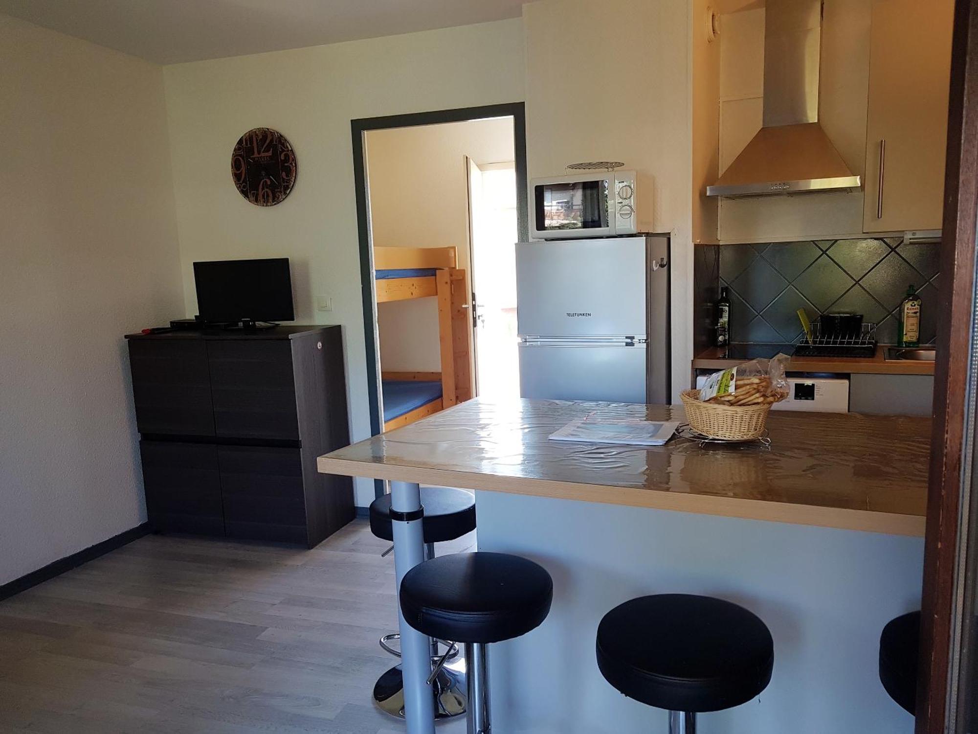 Confortable A 25 M² Avec Piscine Partagee Apartamento *