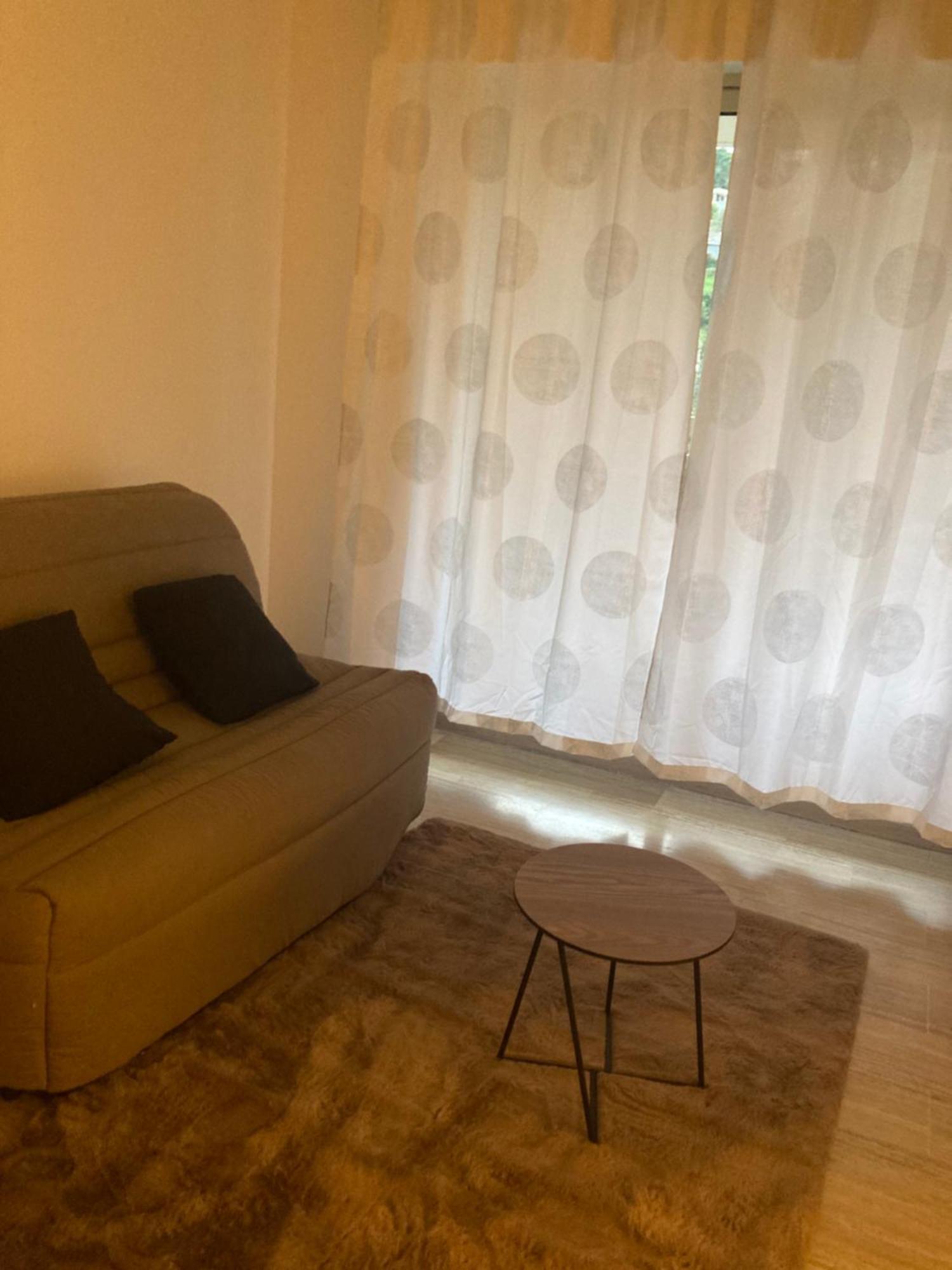 Grand Terrasse Et Piscine Apartment