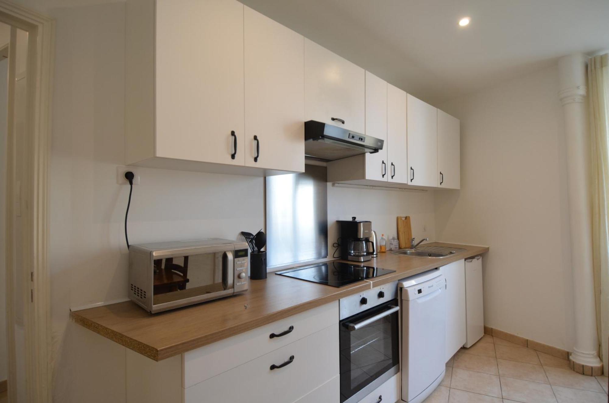 Apartment Jecena - 4 Personnes Quartier Borriglione Au Pied Du Tramway Nice