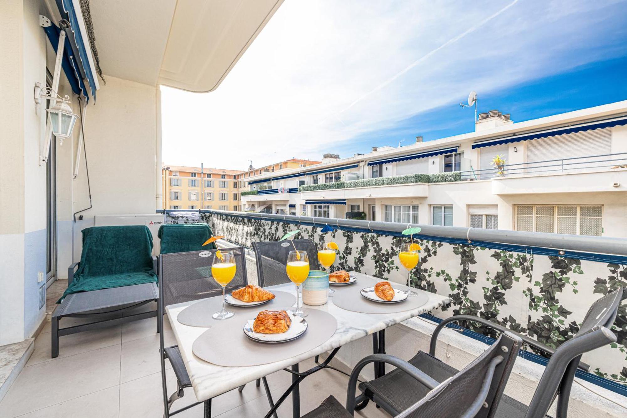 Royal Riviera