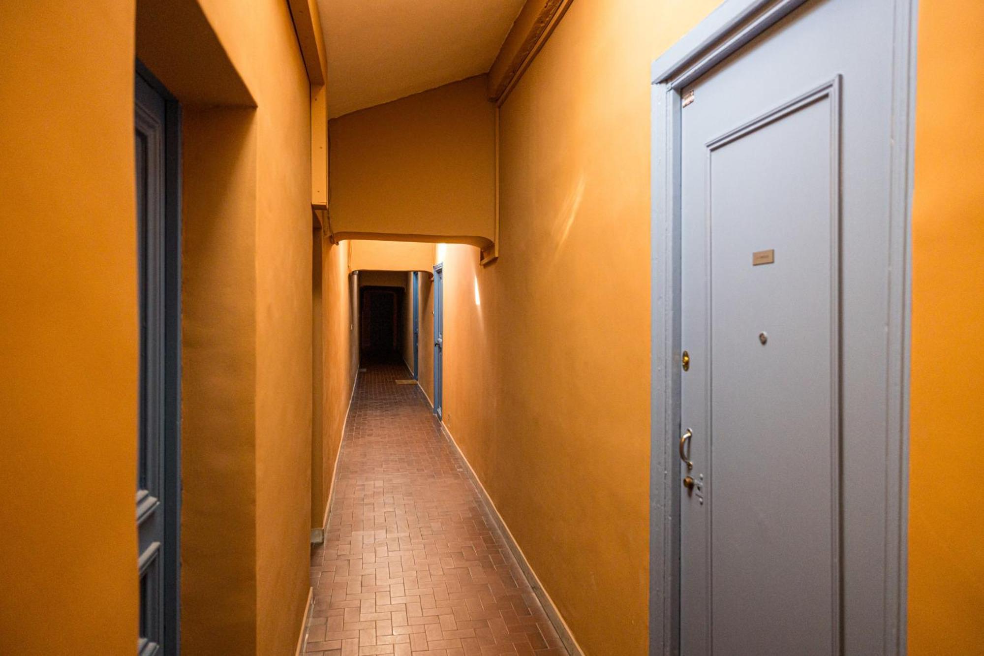 Quiet 1 Bdr At Port *