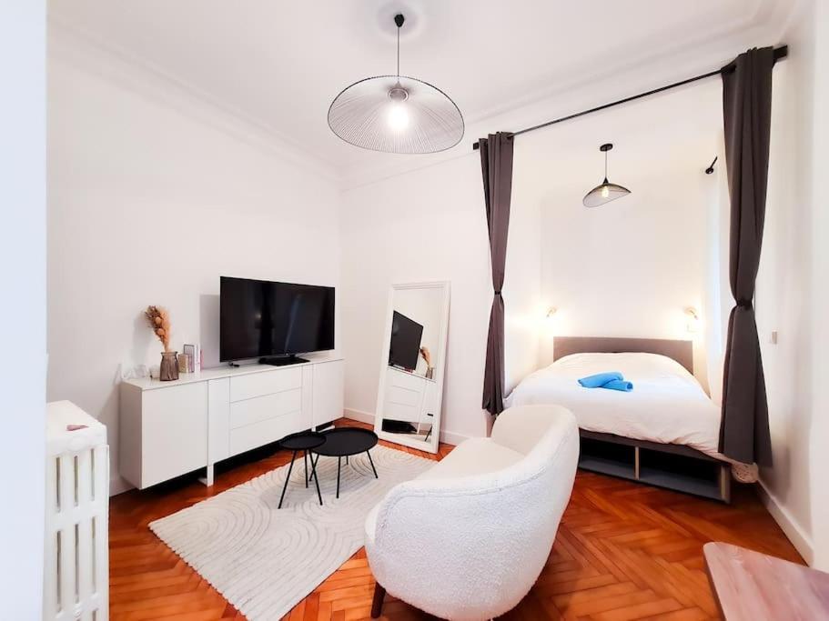 Studio Moderne Centre Apartment *