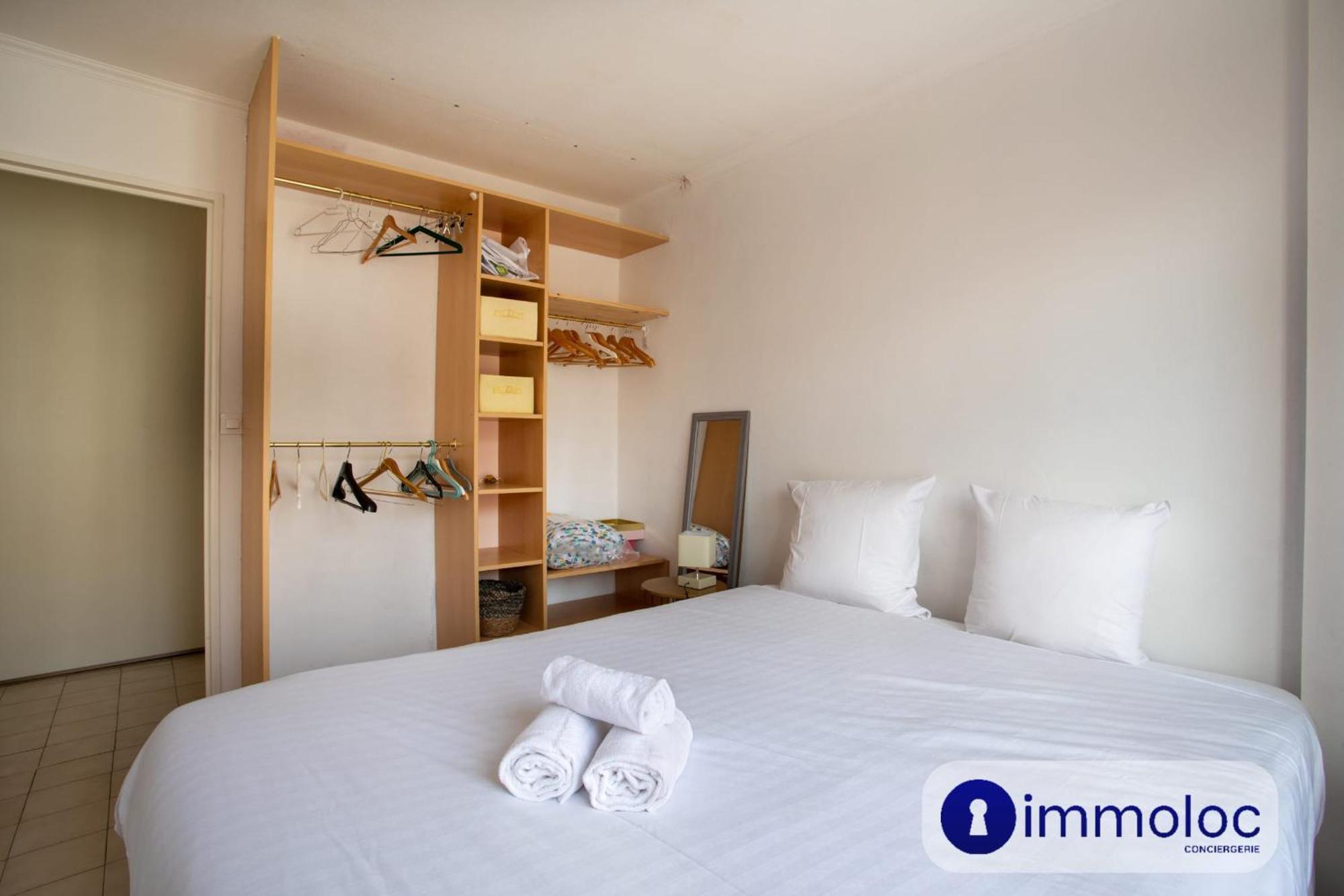 Apartment T2 With Terrace Sea View
