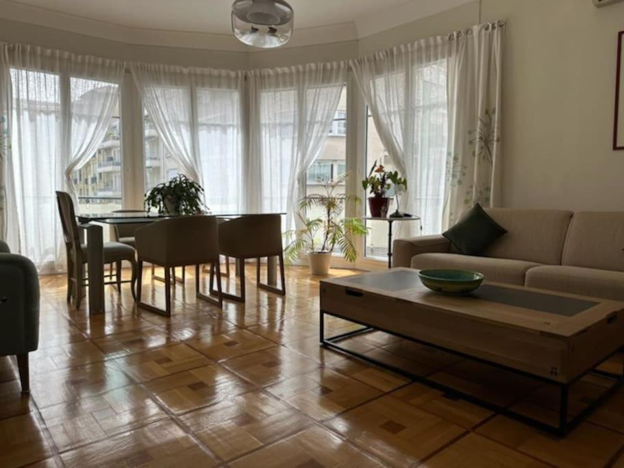 70m2 - Centre De Apartment *
