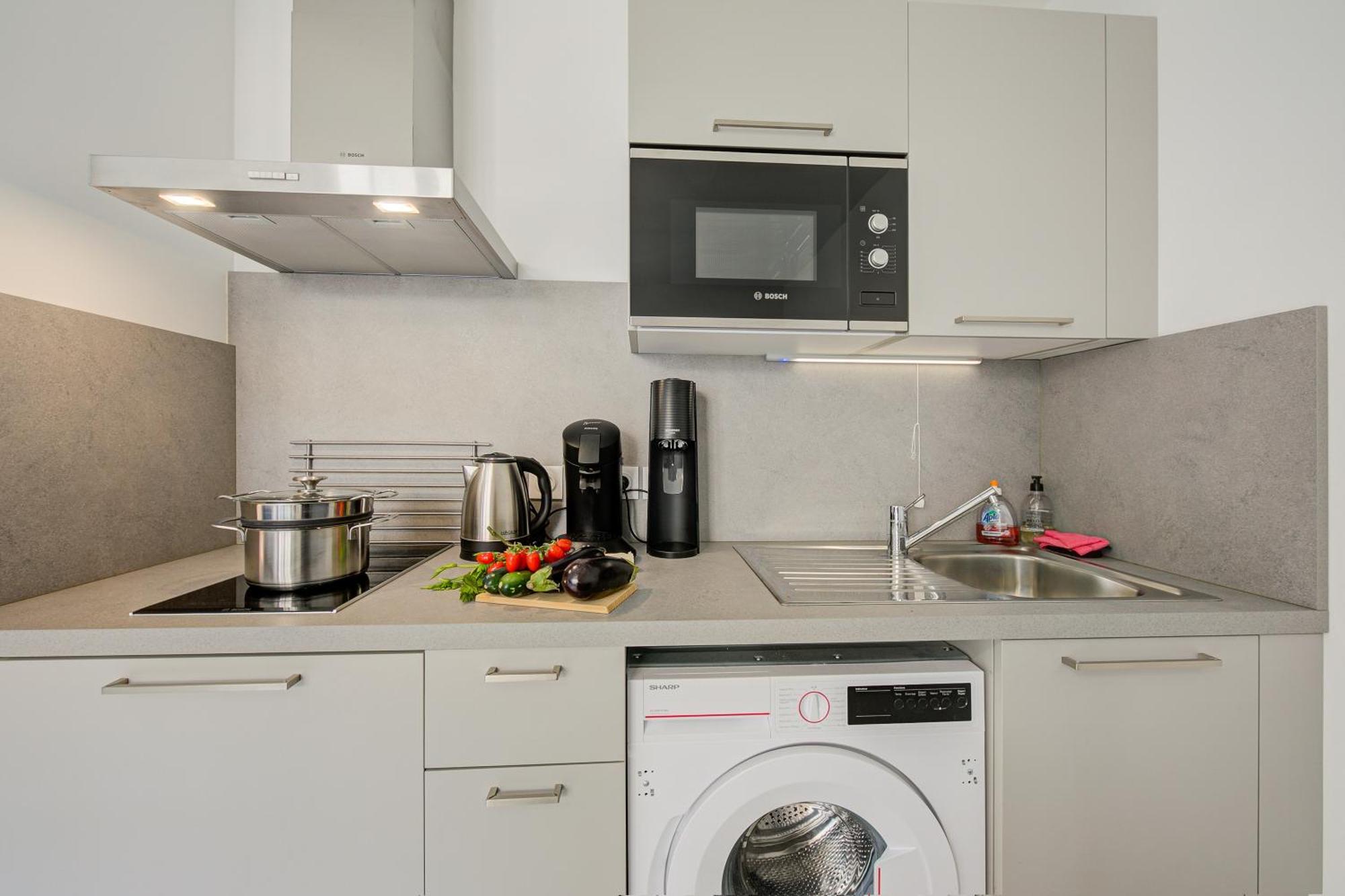 Apartment Port Of - Happy Nice