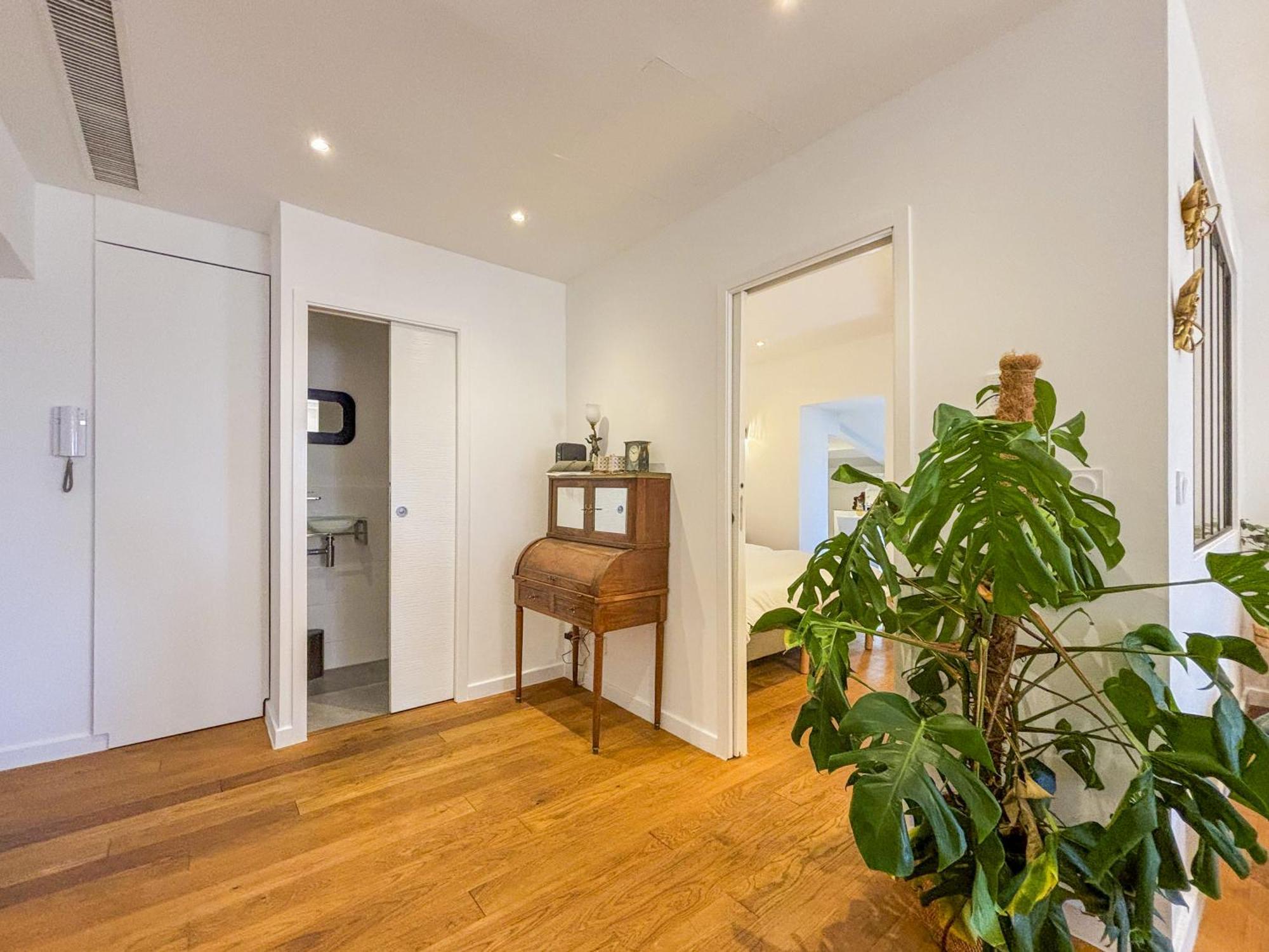 Cours Saleya - Wifi, Ac, 2pers, Apercu Mer Apartment