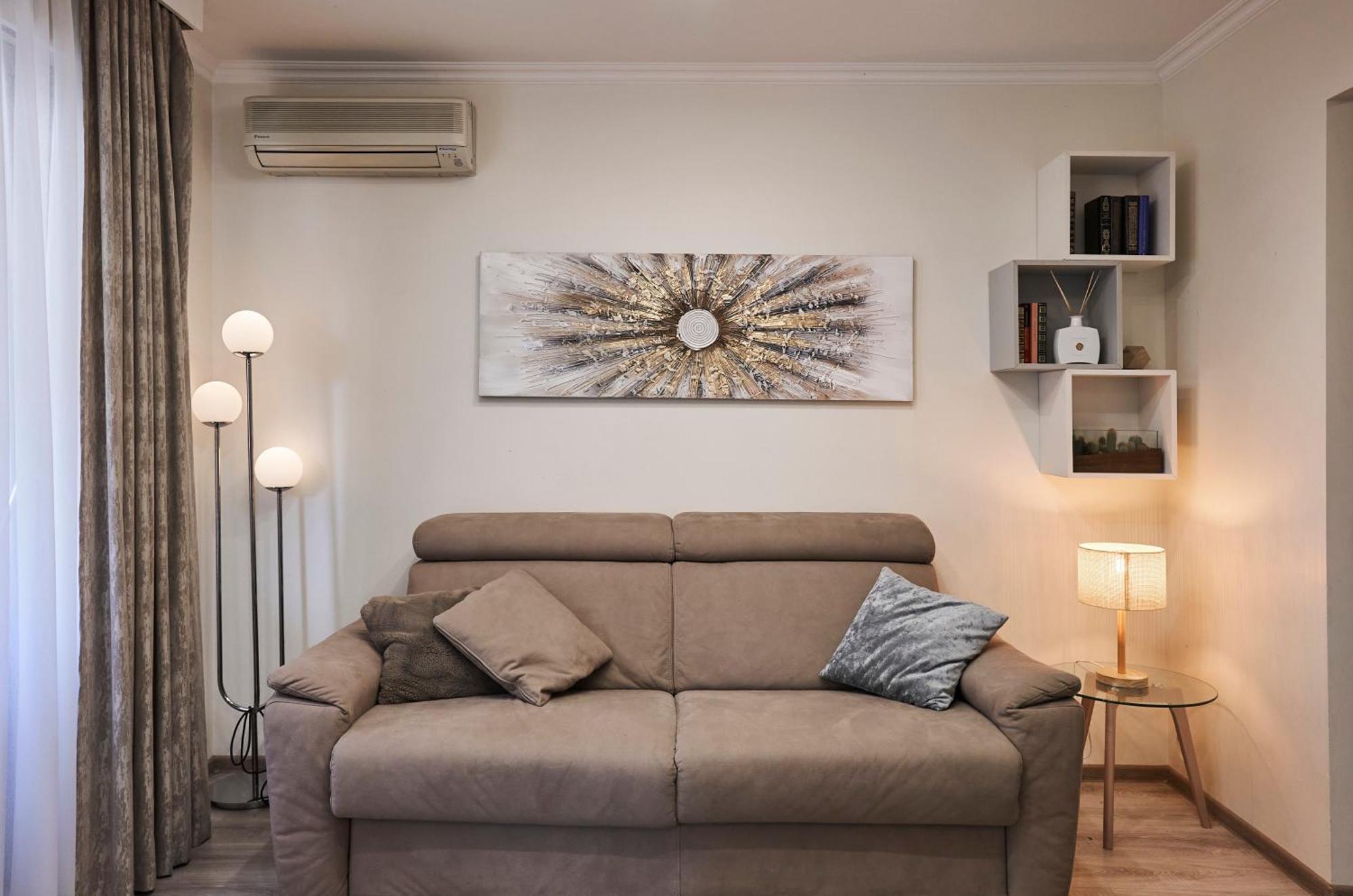 Moderne 2/3 Pieces Pres Du Port Apartment *