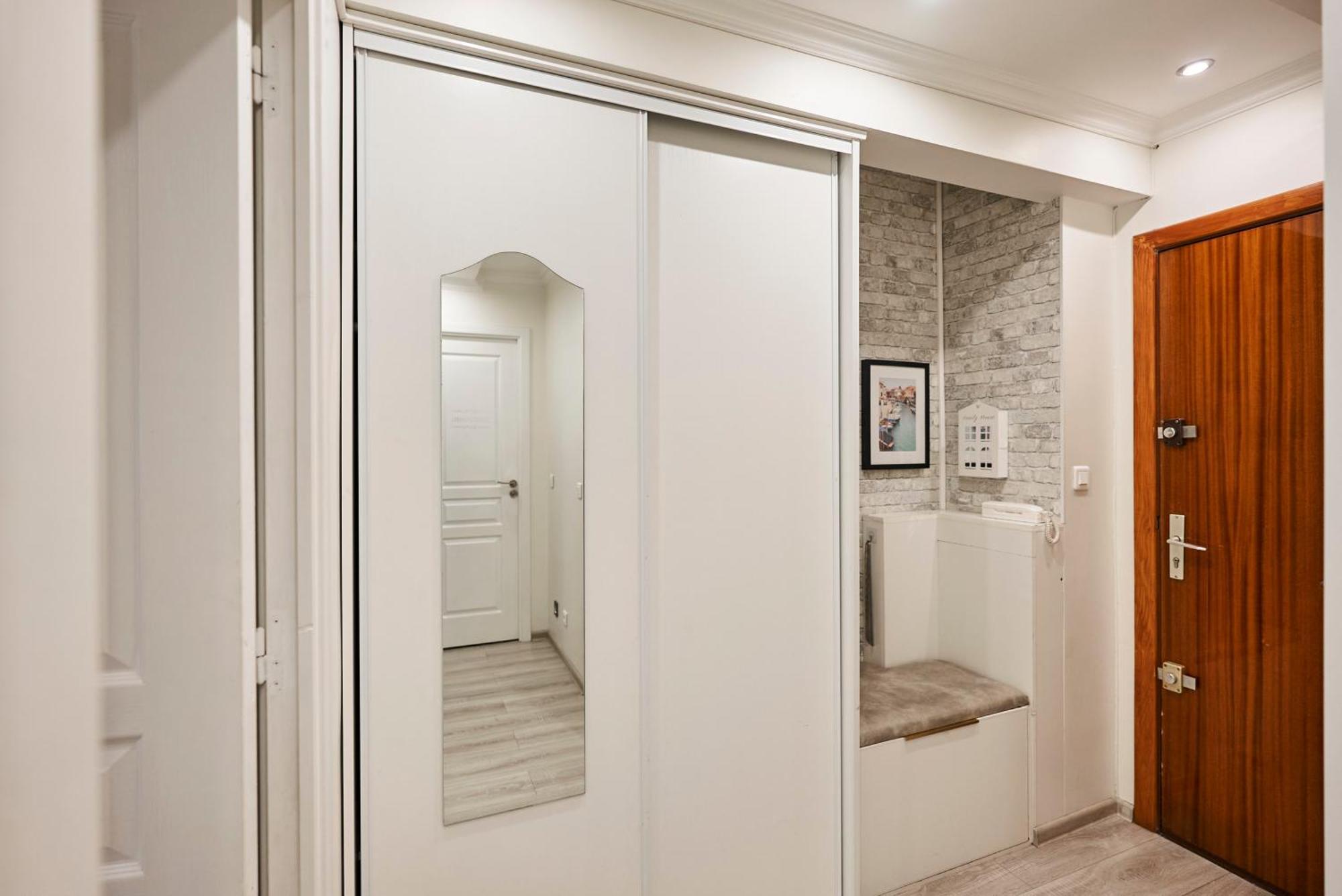 Moderne 2/3 Pieces Pres Du Port *