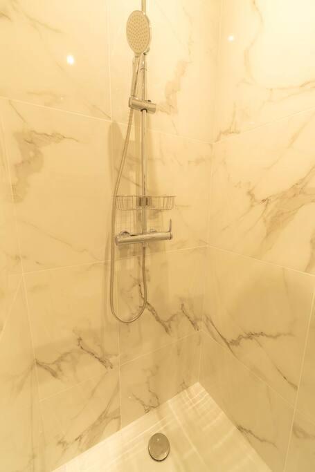 Apartment Ag5 Joli Cosy, Proche Mer, Wifi *