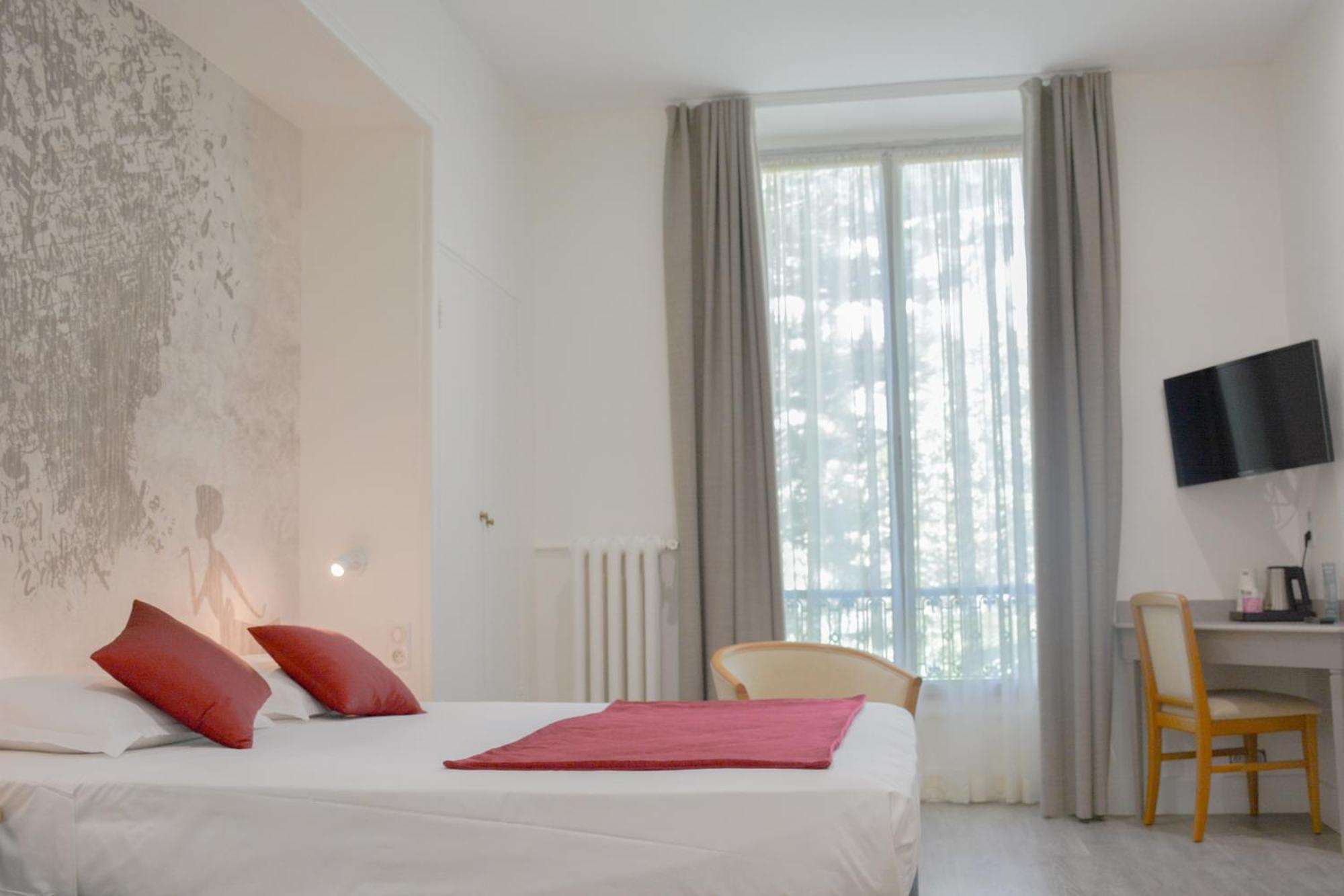 Hotel Busby