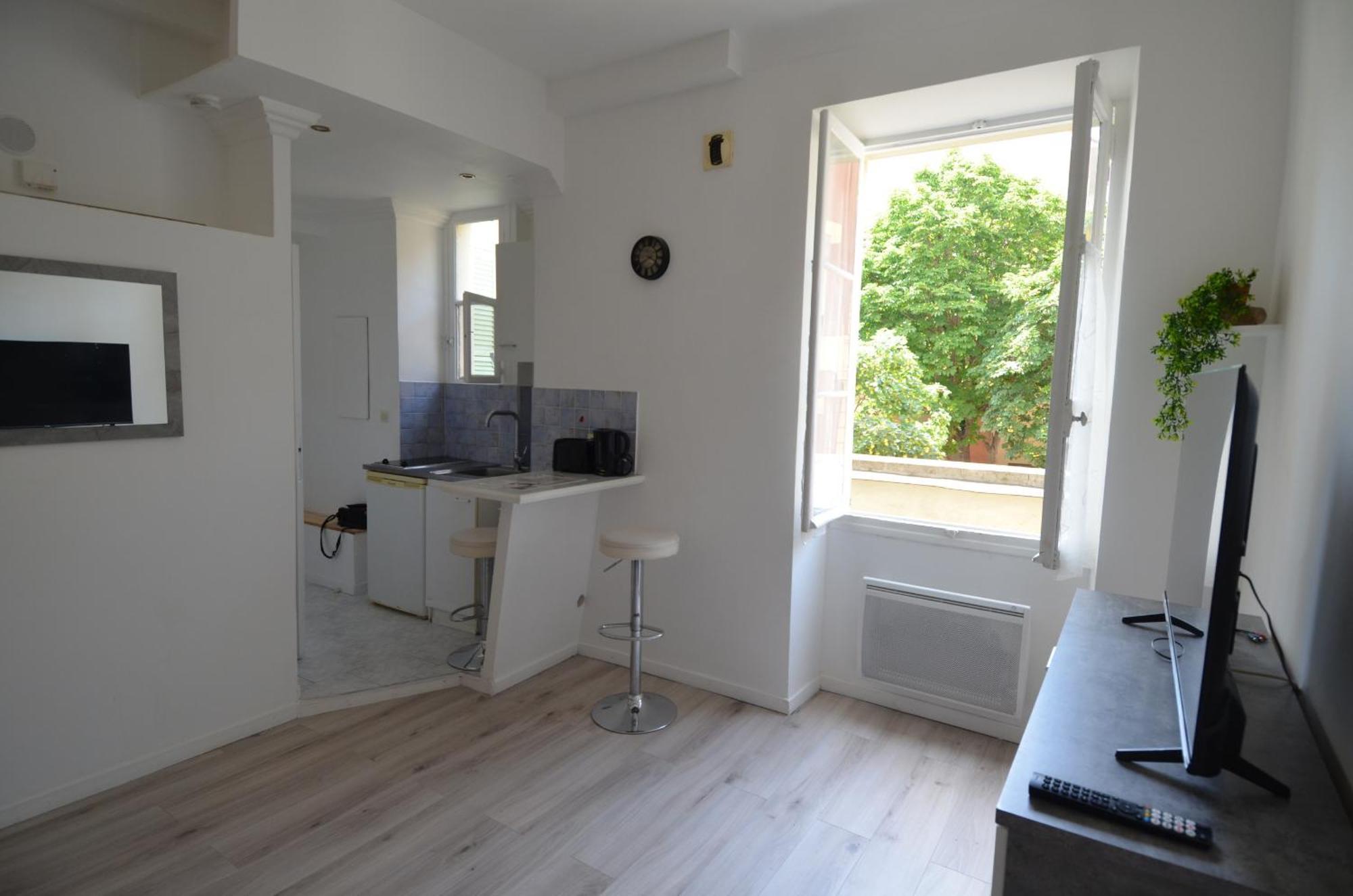 The King - Studio Dans Le Quartier Du Port Apartment