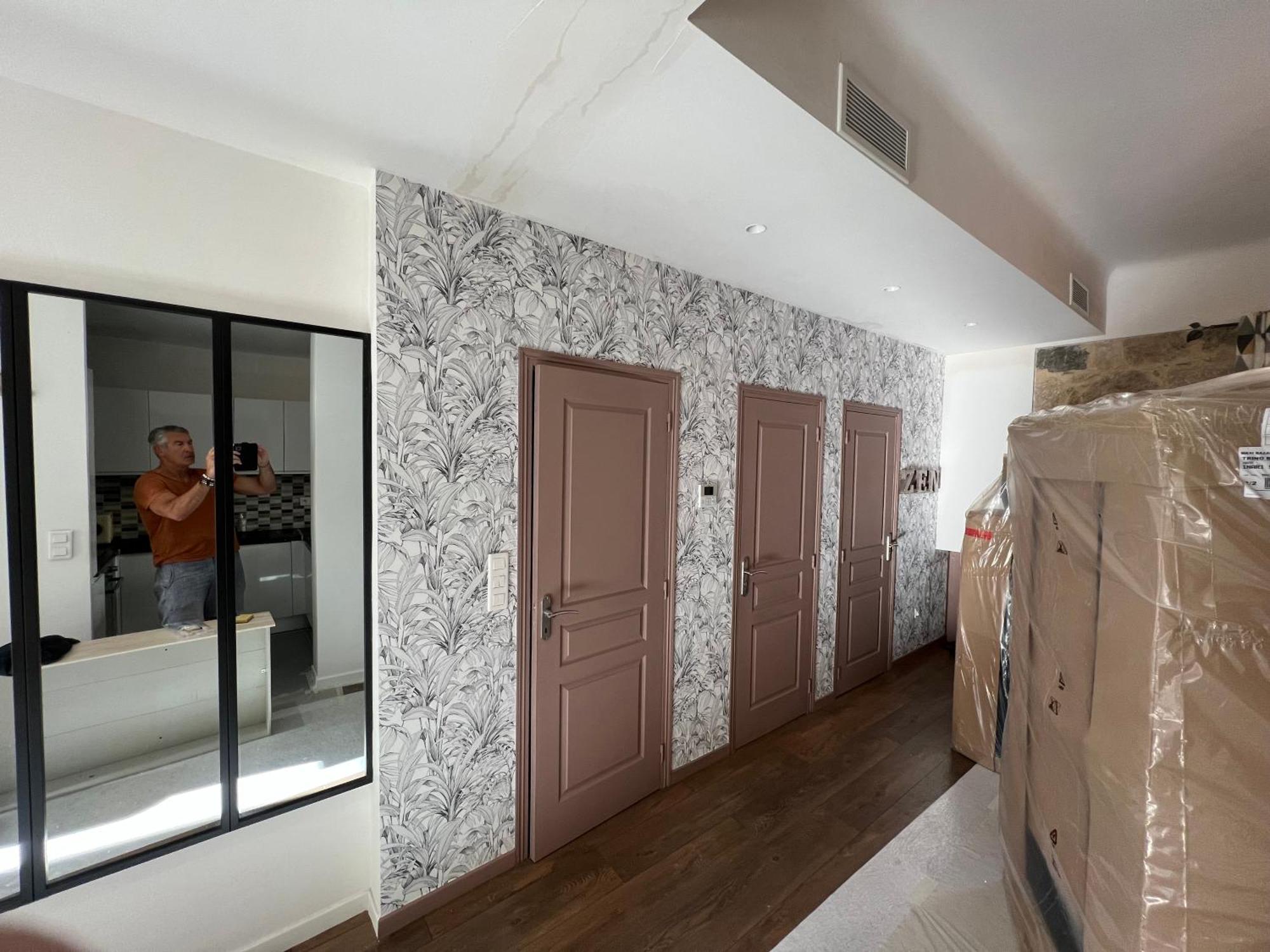 Belle Perle Rare Port De Nice