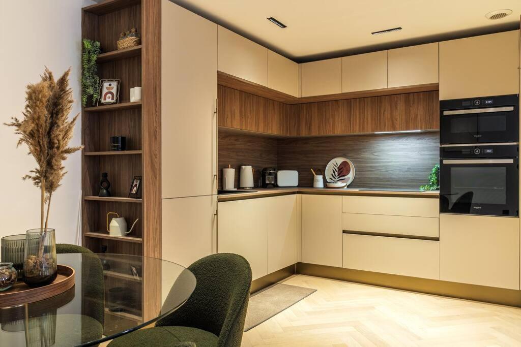 Charme Et Modernite Au Coeur Du Vieux Apartamento *