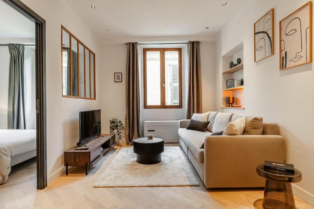 Apartment Charme Et Modernite Au Coeur Du Vieux Nice