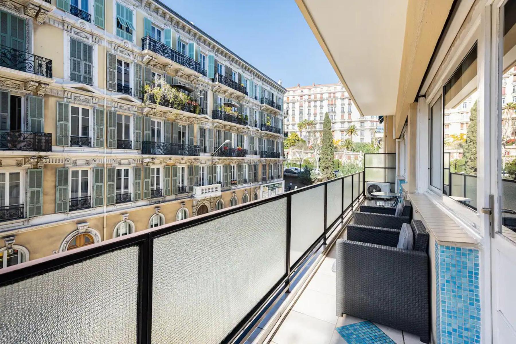Notre Dame - Huge Sunny Modern 2br Flat - Terrace Apartment *