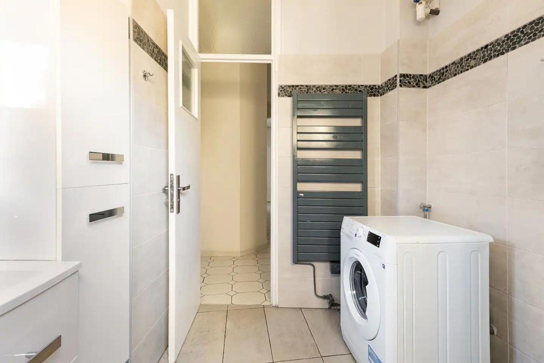 Notre Dame - Huge Sunny Modern 2br Flat - Terrace *