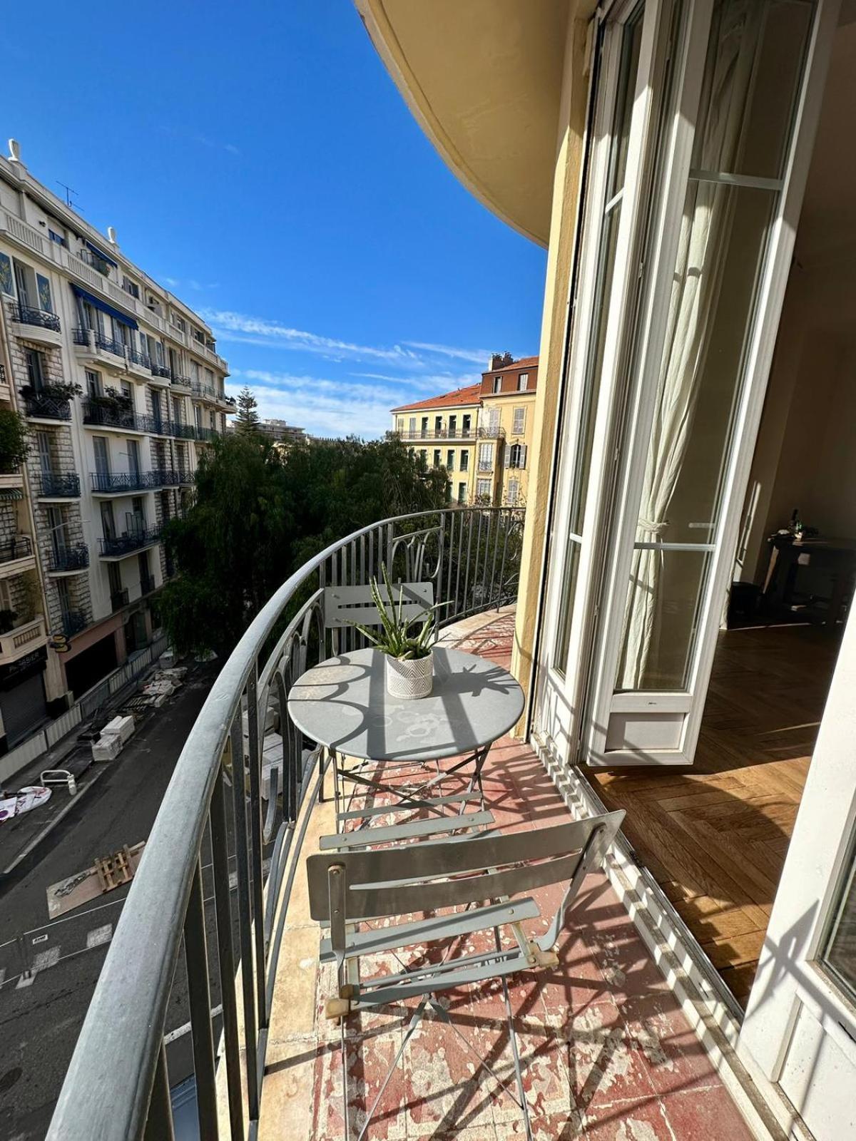56m With Balcony In Rotunda Near The Sea