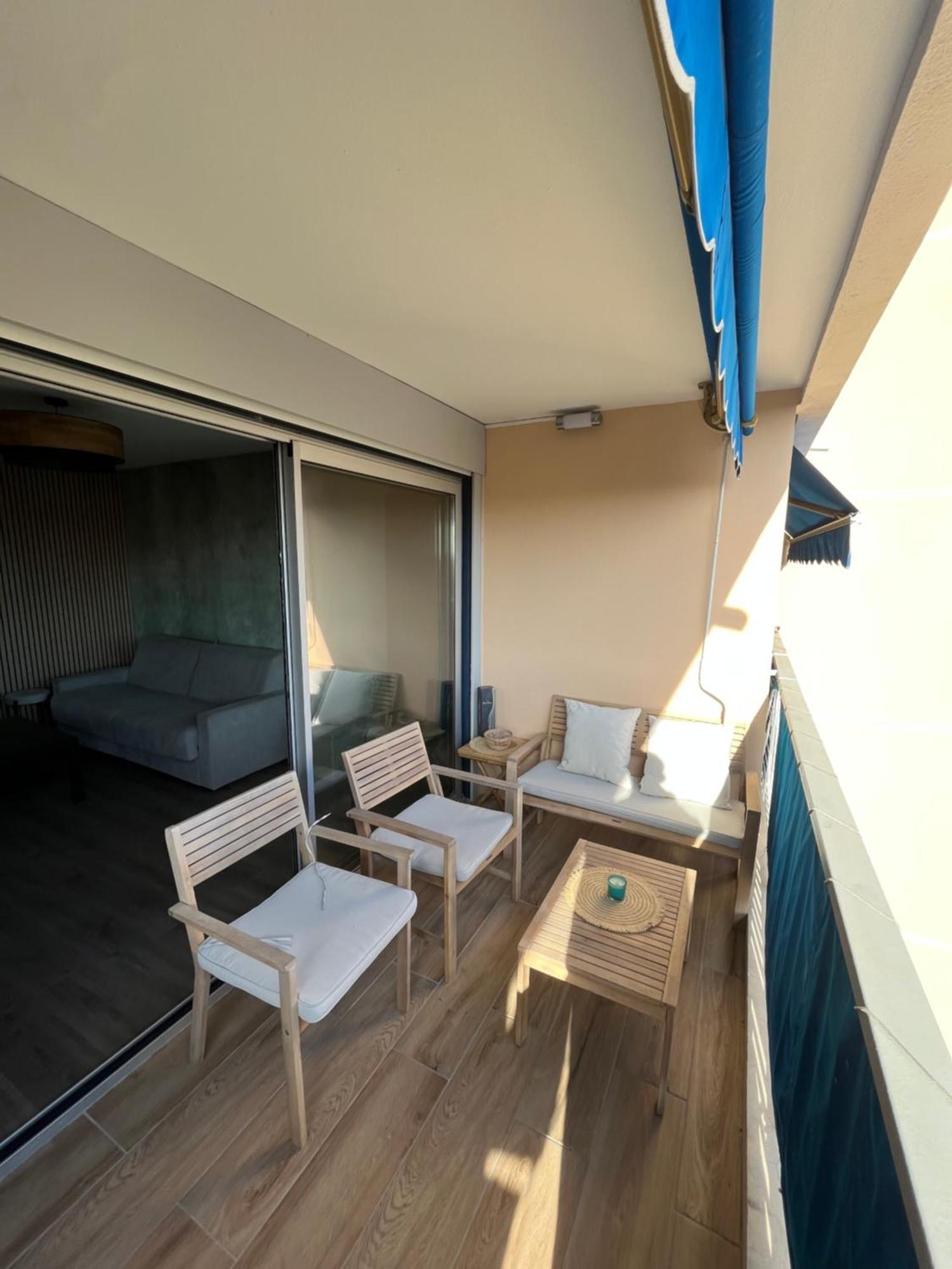 Elegant Avec Acces A La Piscine Apartment *