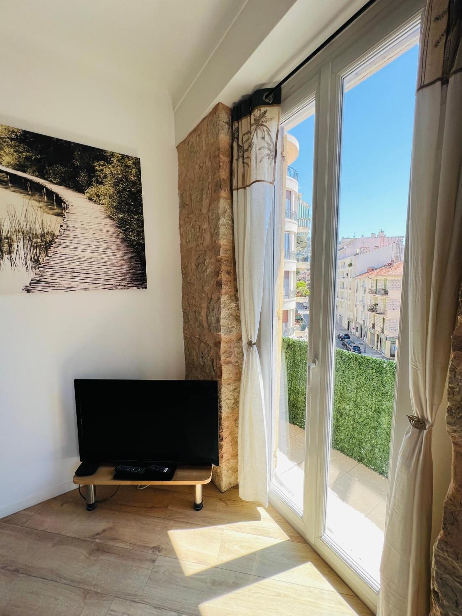Apartment Joyau Rare Port De Nice
