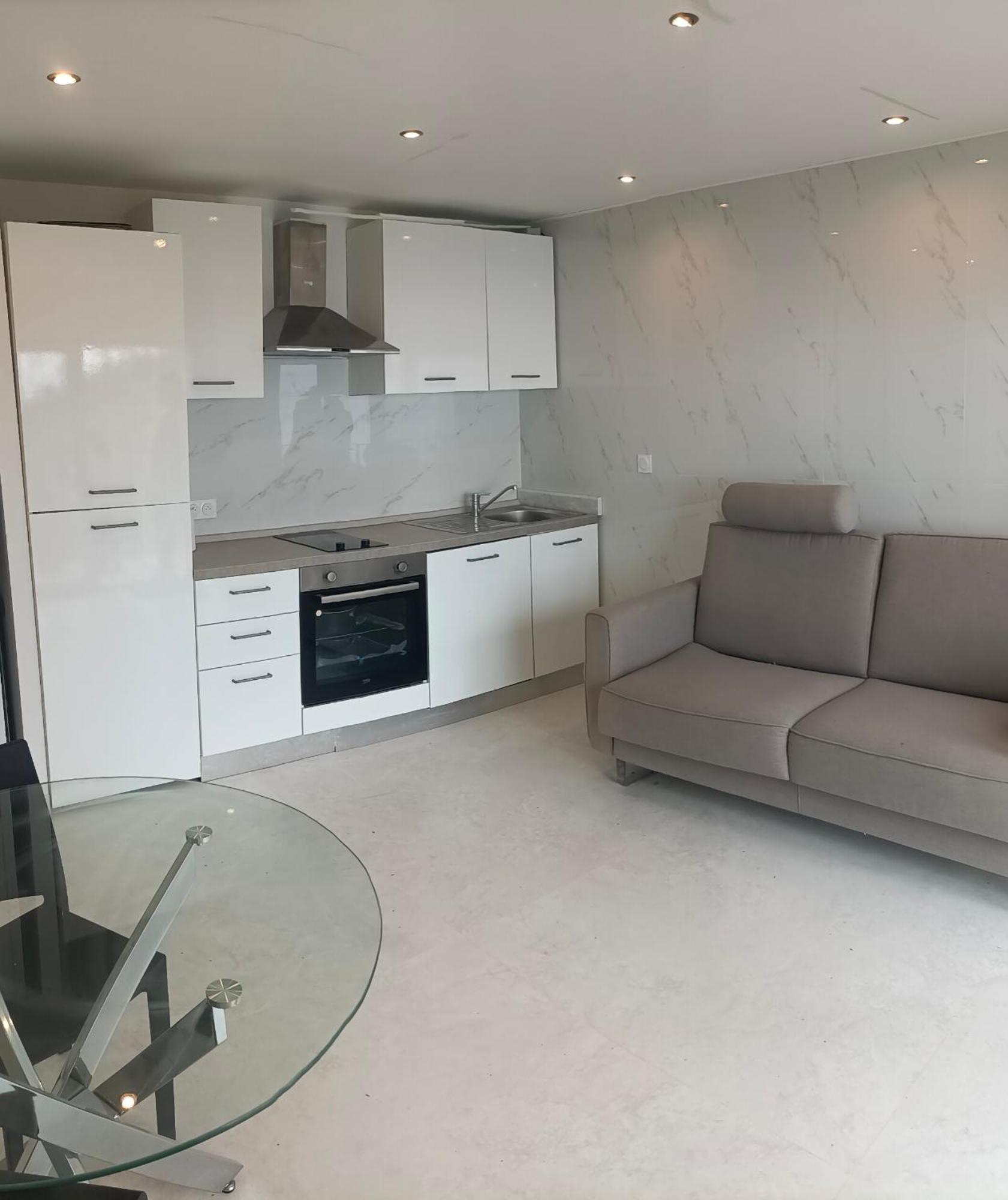 Confortable A Proximite De La Mer. Apartment *