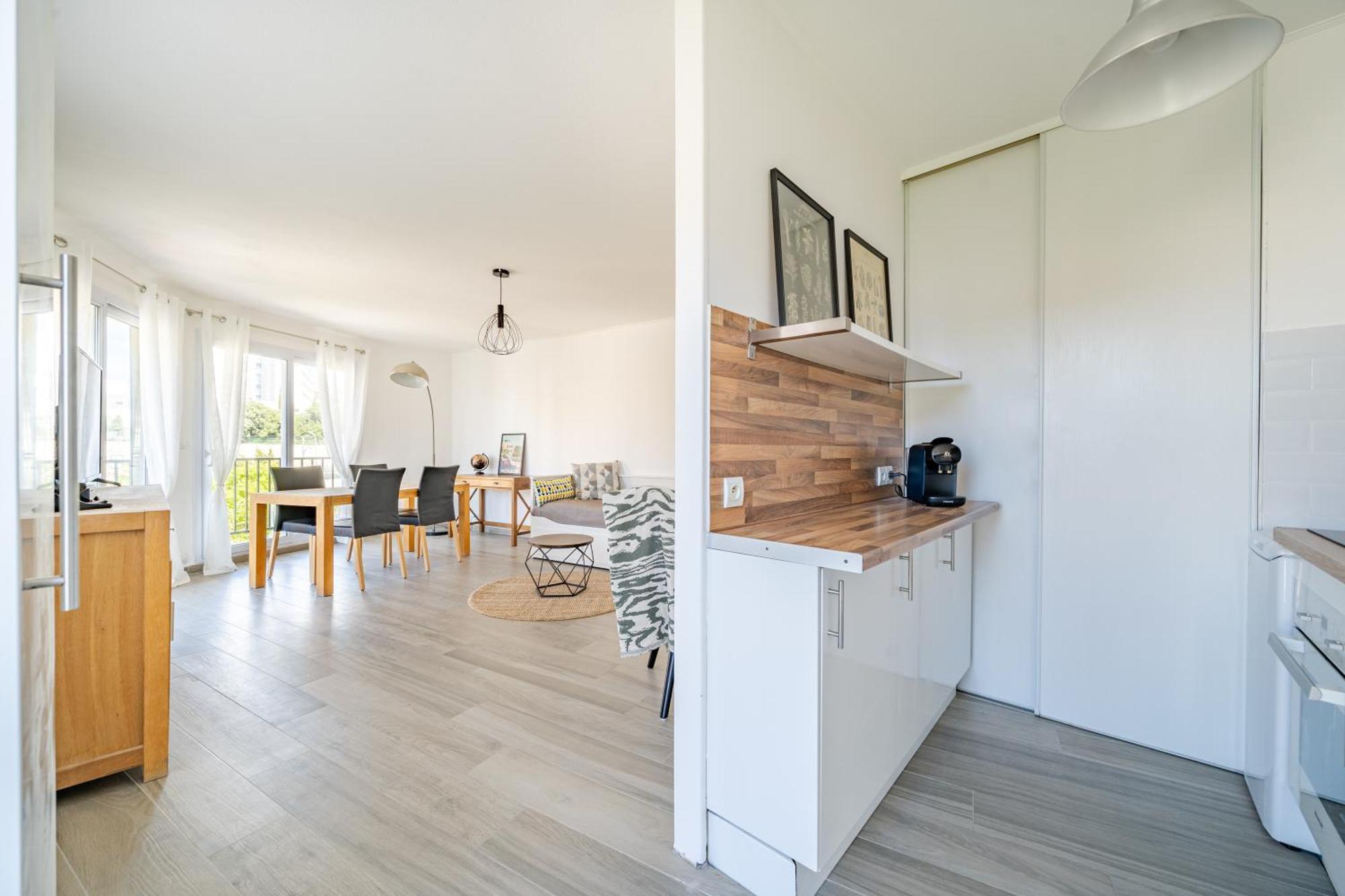 Confortable 2 Pieces 54 M2 Proche De La * Nice