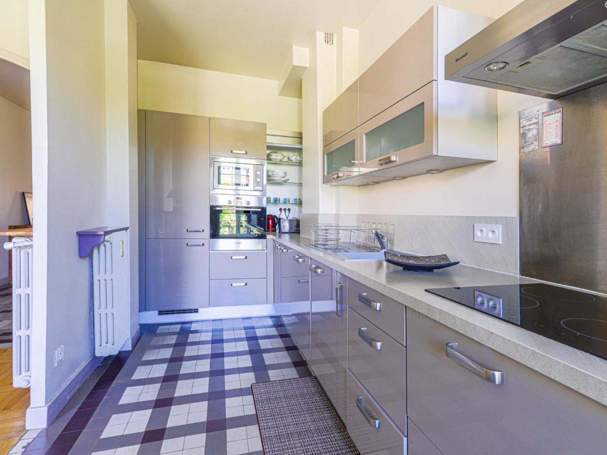 Apartment Le Victor Hugo By Interhome *