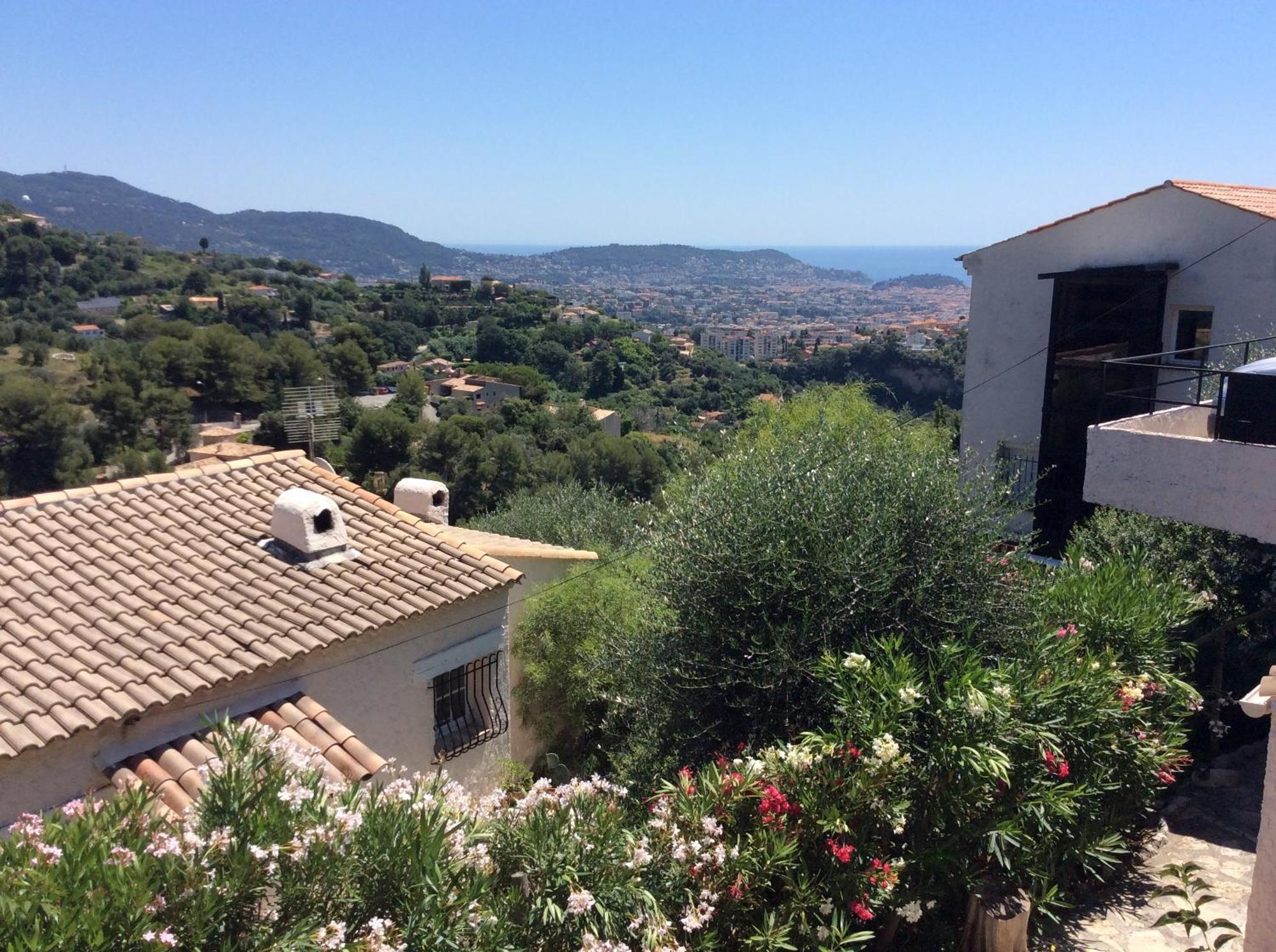 Homestay Petite Independante Avec Sdb, Clim Et Parking Prive *