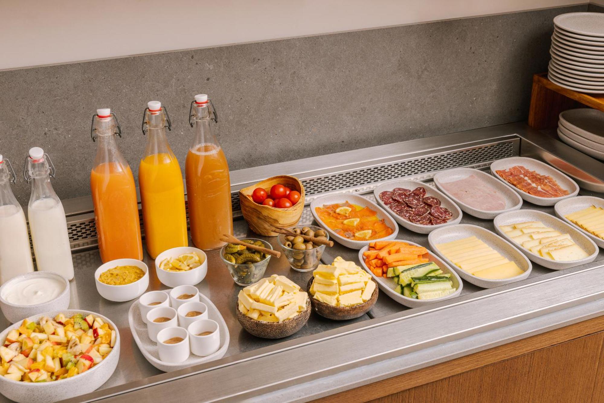 Hotel Yelo Jean Medecin Hotel, Sonder By Marriott Bonvoy 4*
