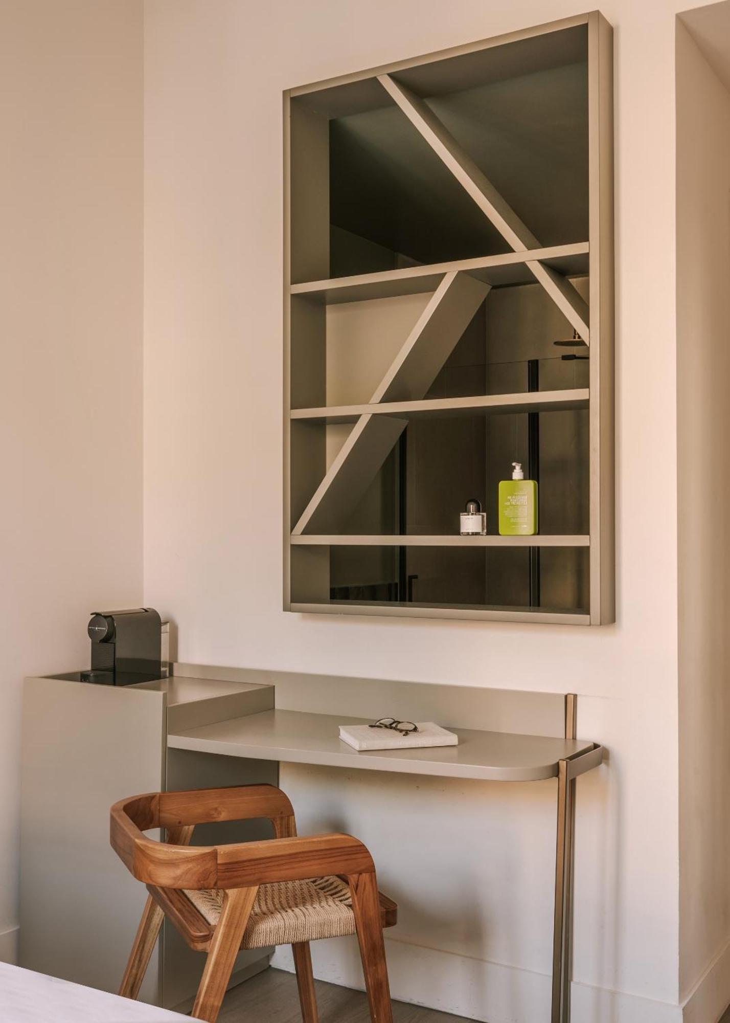 Hotel Yelo Jean Medecin Powered By Sonder