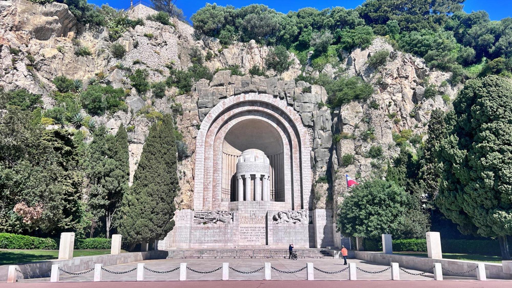 Le Saint Honore A 500 Metres A Pied De La