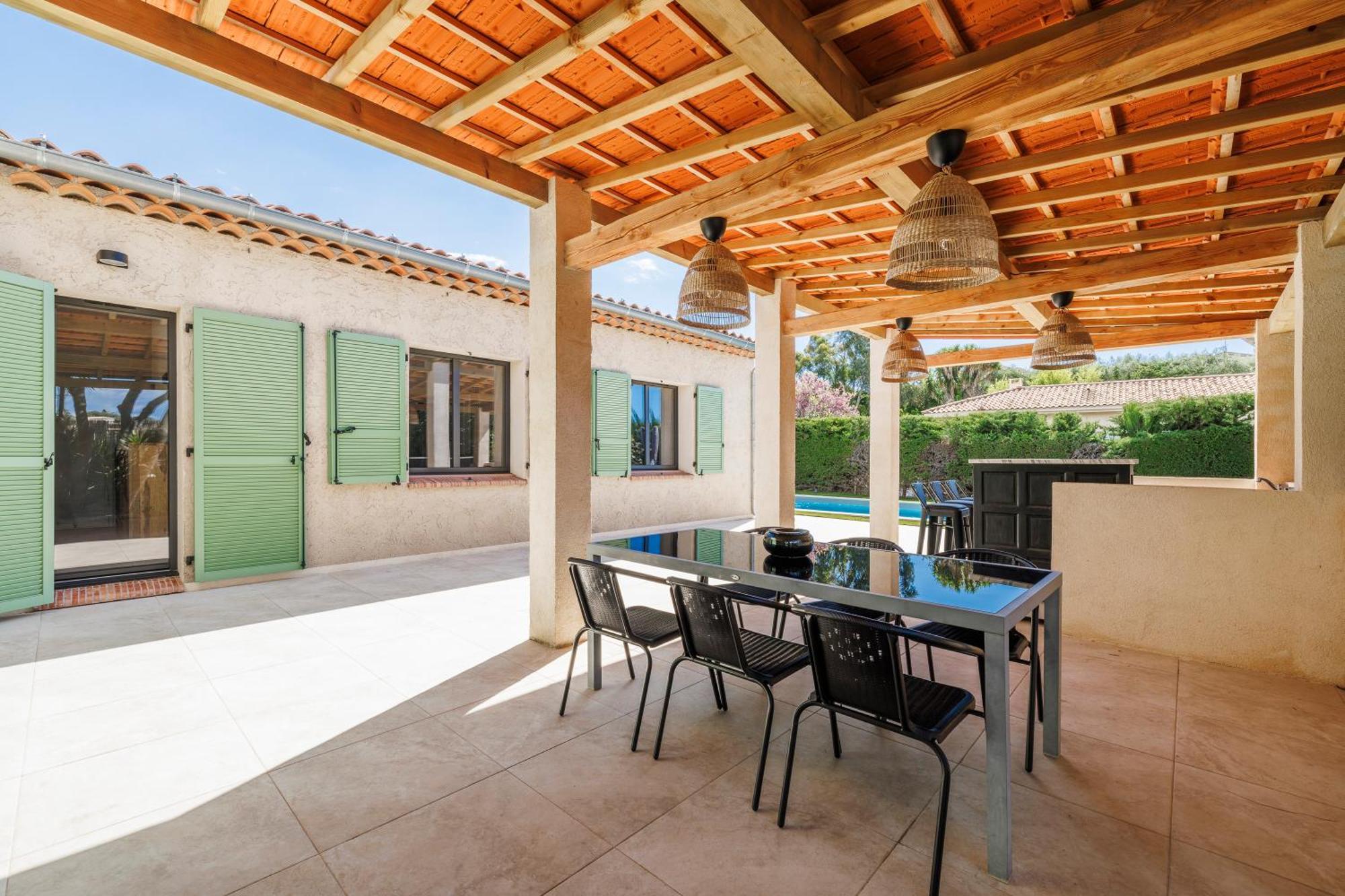 Renting - Bellet - Live A Dream Pool 3 Bedroom Garden Parking Nice