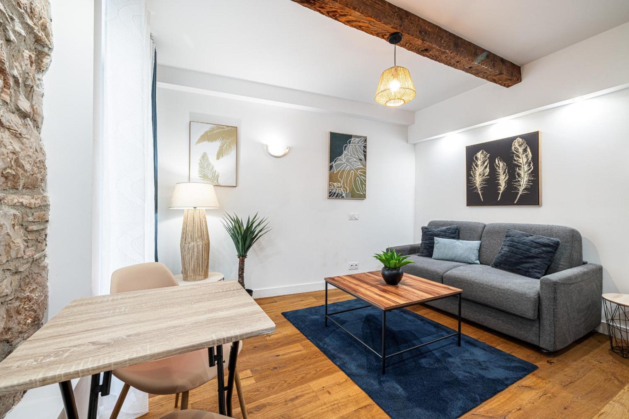 Apartment Pretty & Quiet In Port Area *