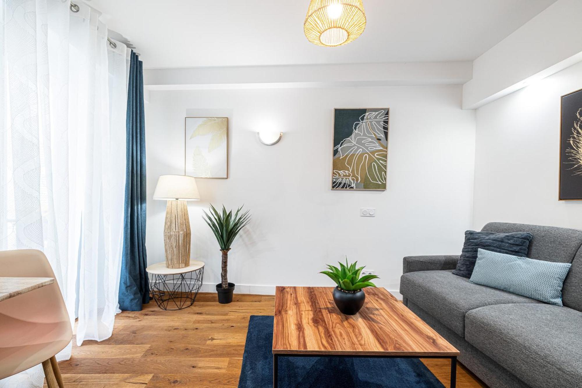 Apartment Pretty & Quiet In Port Area