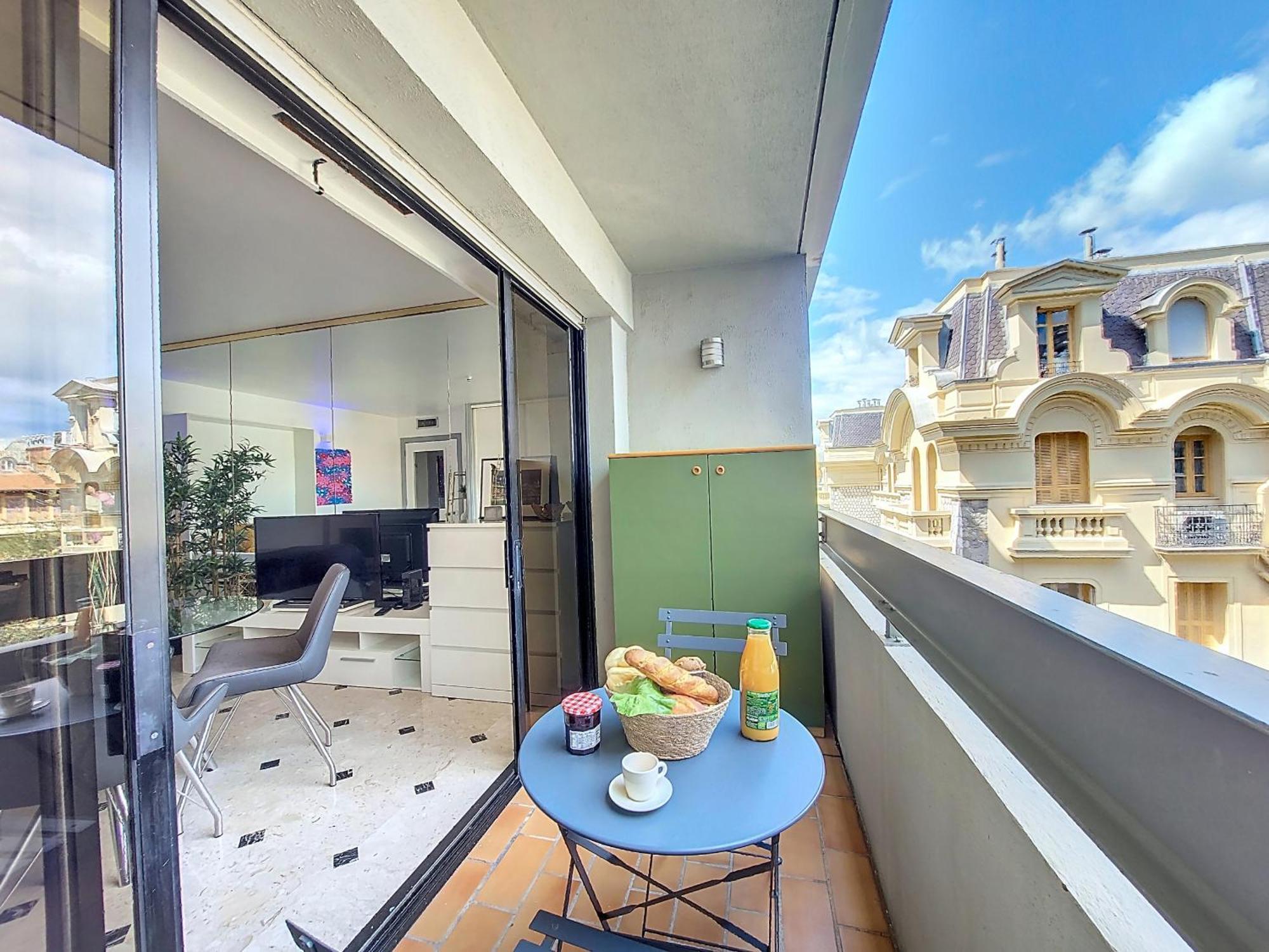 Nestor&jeeves - Pop Art - - Balcony Nice