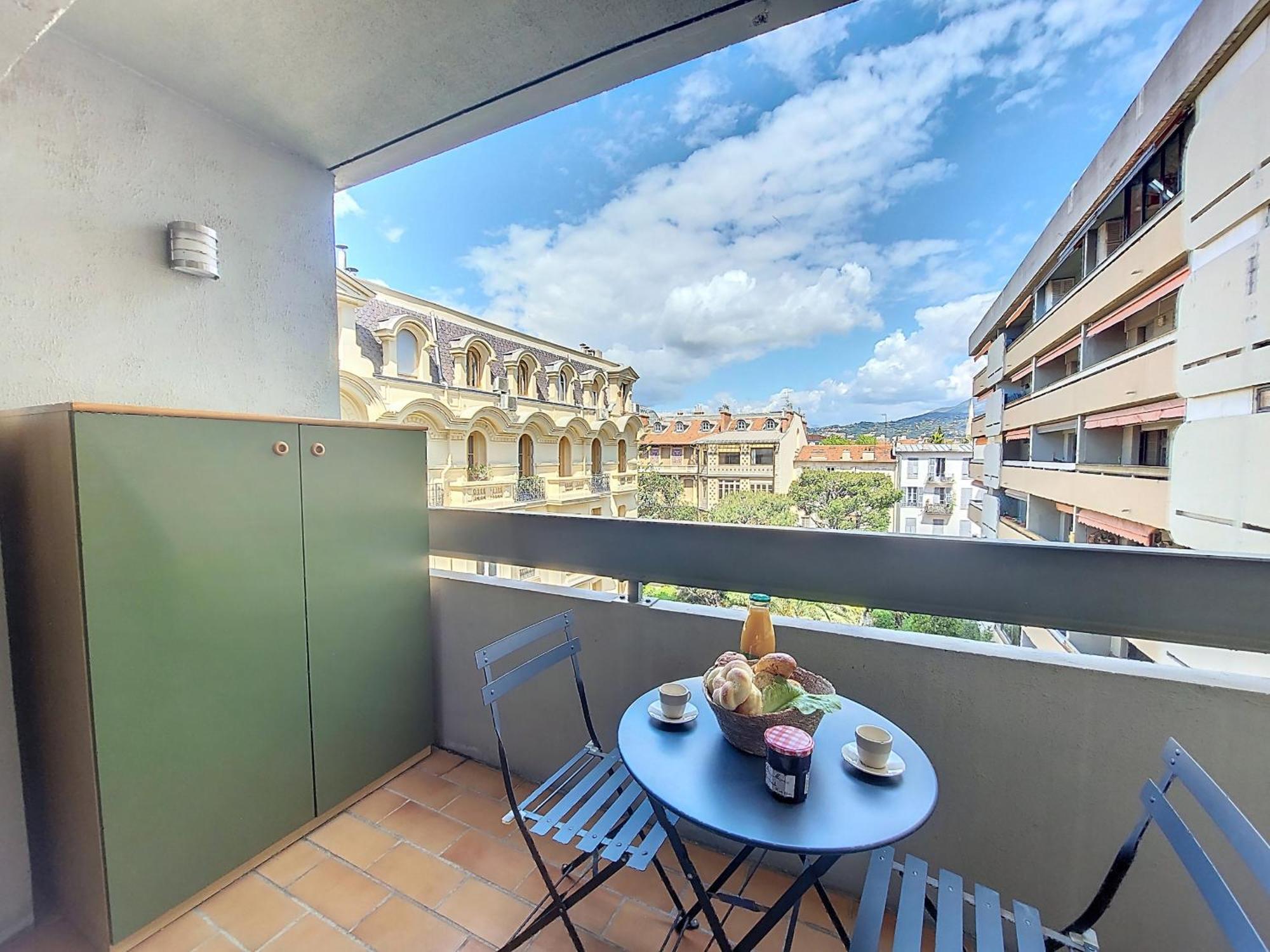 Apartment Nestor&jeeves - Pop Art - - Balcony Nice