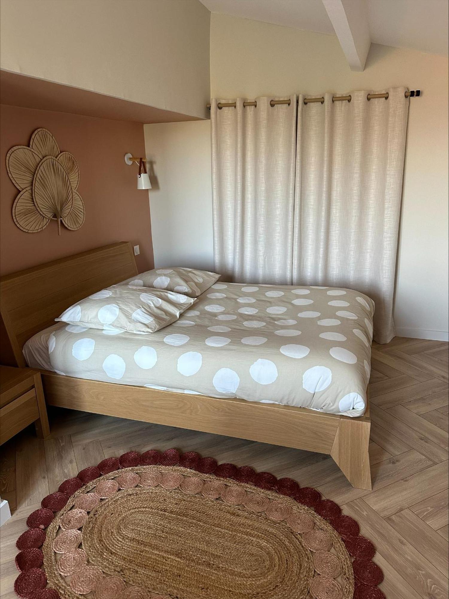 Holiday home De Charme 6 Pieces Avec Vue Sur Les Hauteurs De *