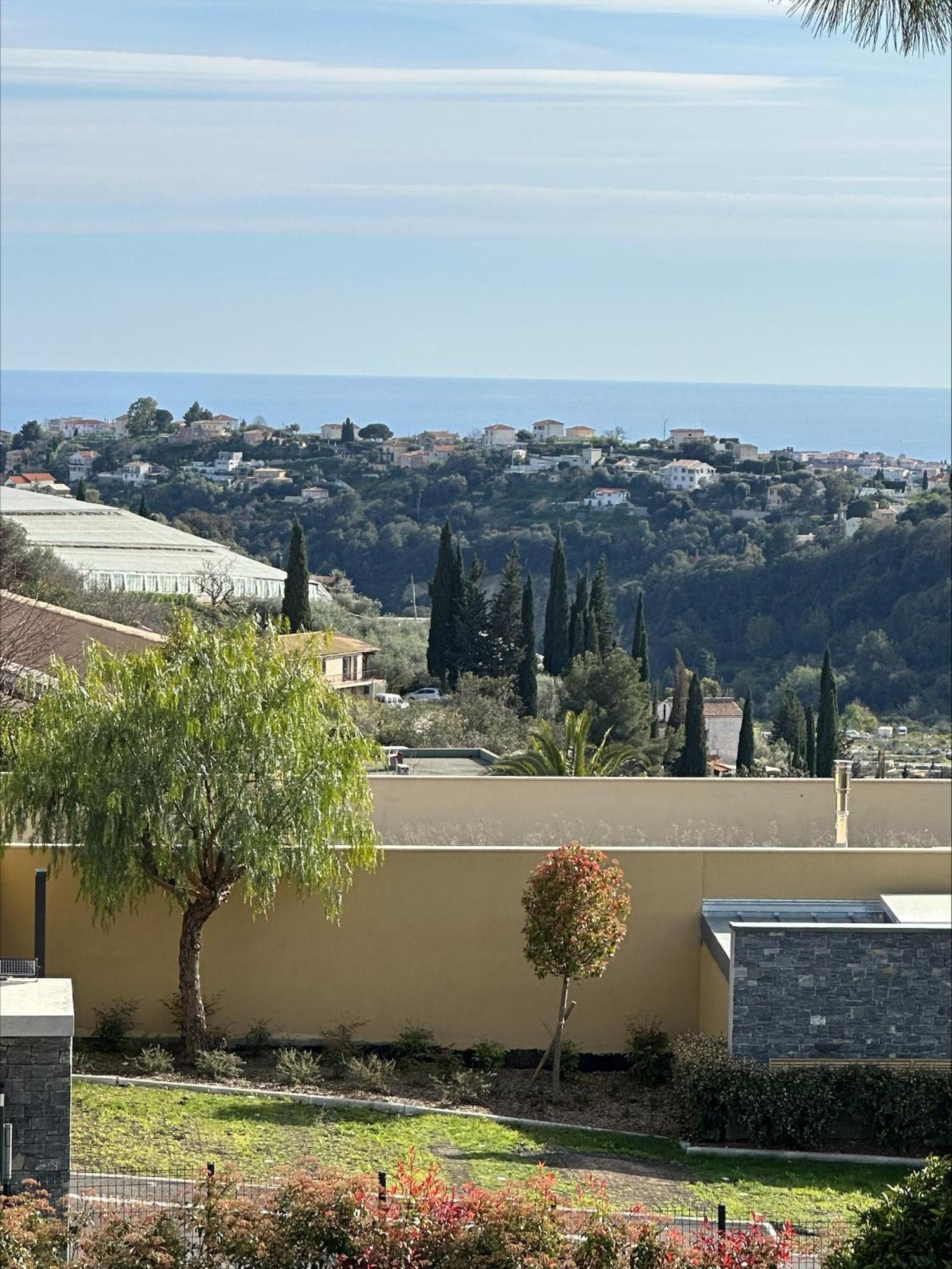 Holiday home De Charme 6 Pieces Avec Vue Sur Les Hauteurs De Nice