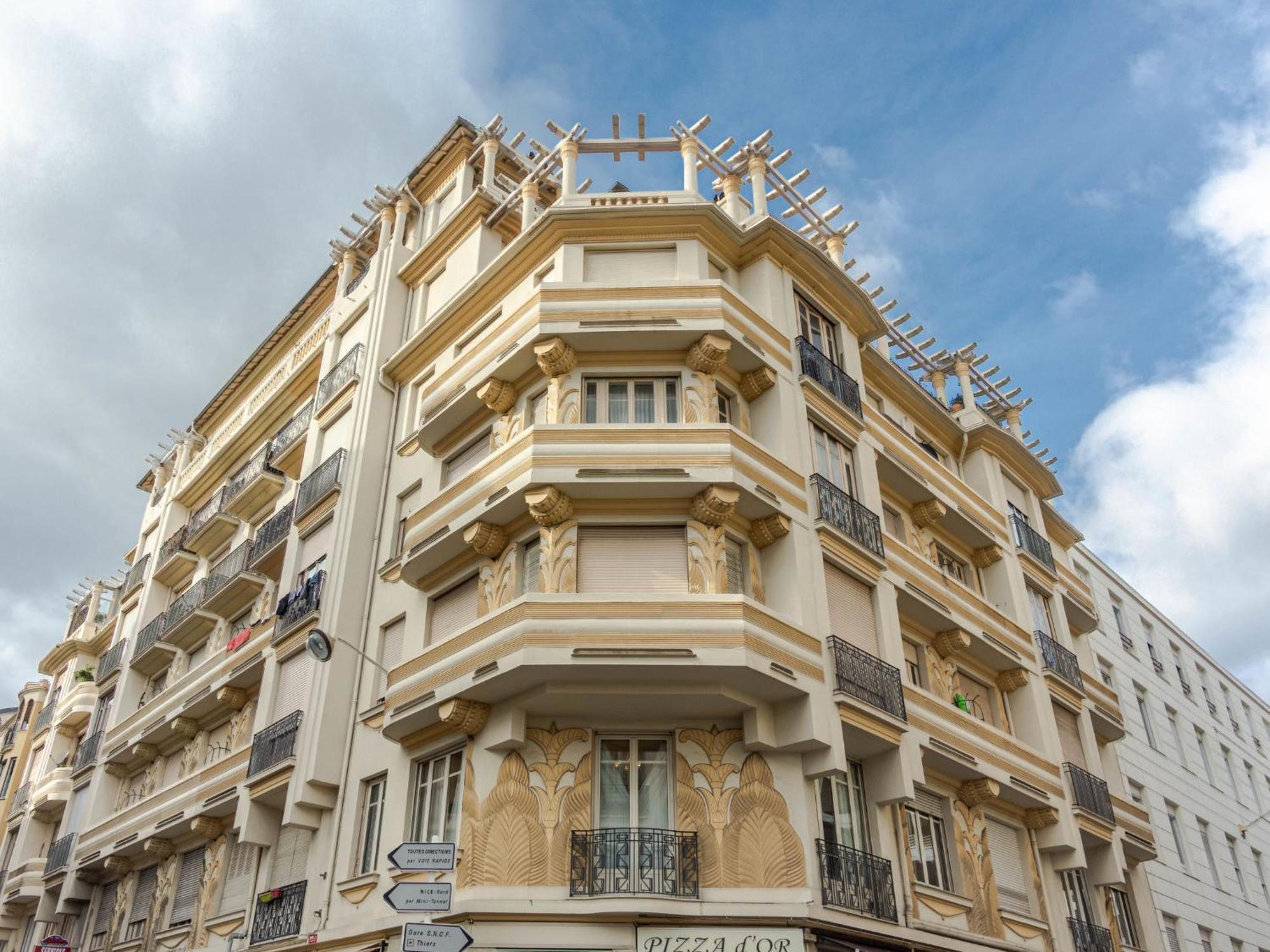 Apartment Studio Palais Clemenceau By Interhome Nice