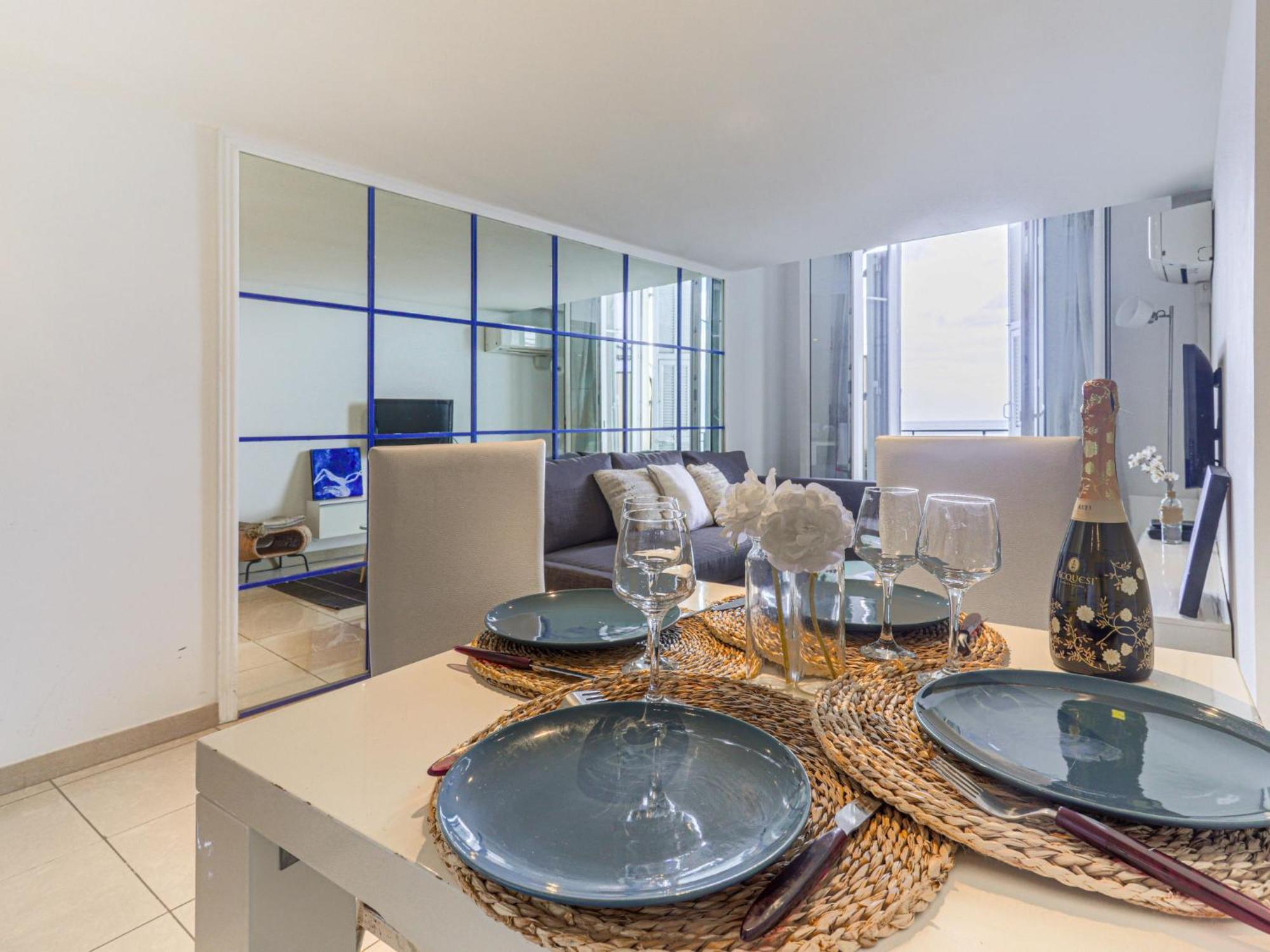M-therese Promenade Anglais By Interhome Nice