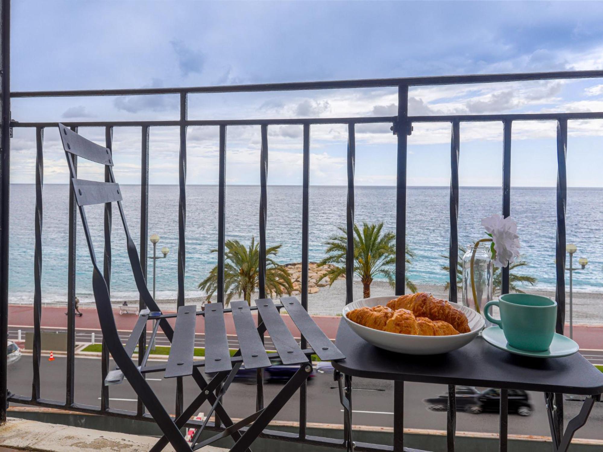 Apartment M-therese Promenade Anglais By Interhome