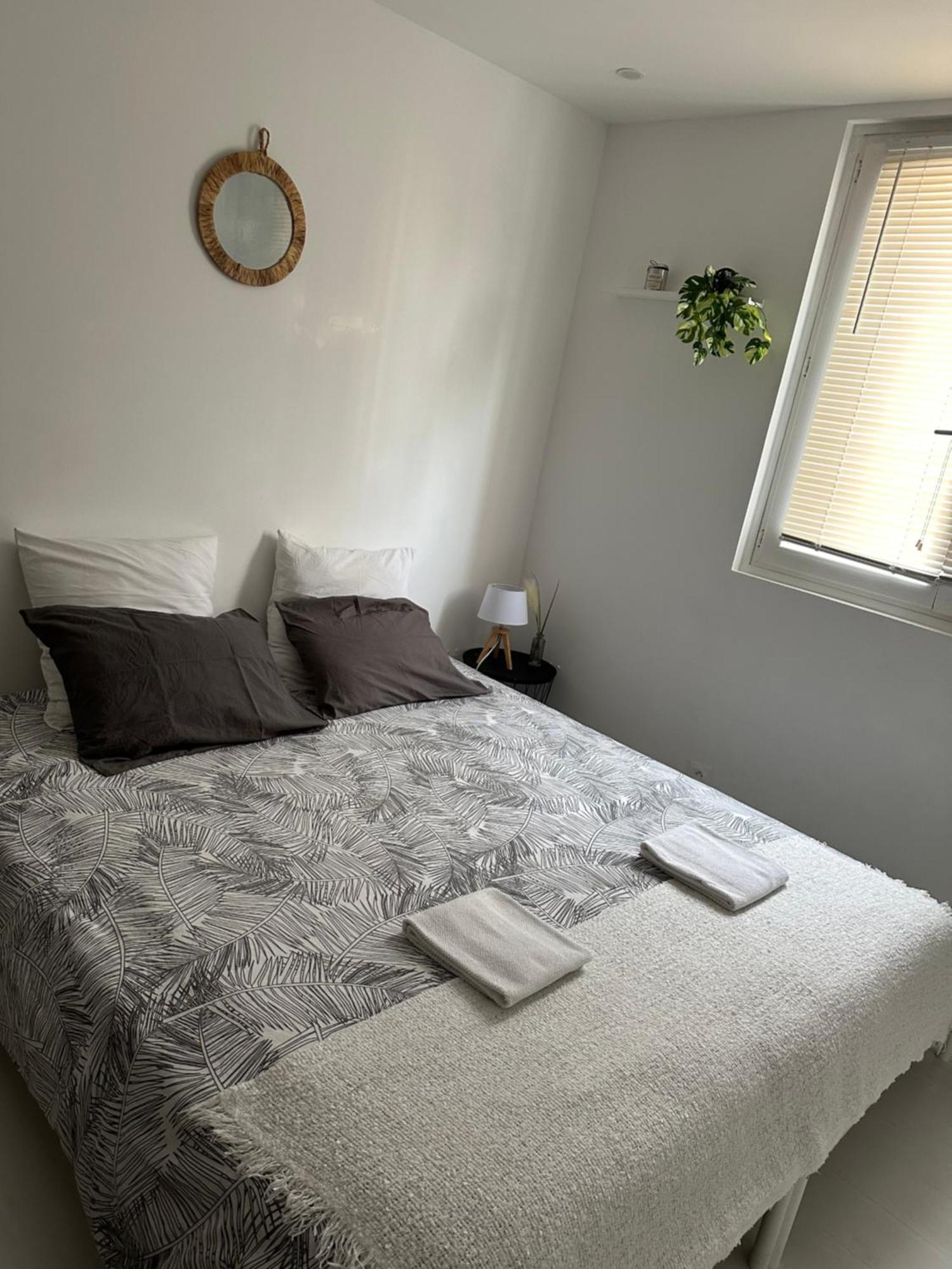 Hospedagem domiciliar Urban Oasis: Private With Easy Access Nice