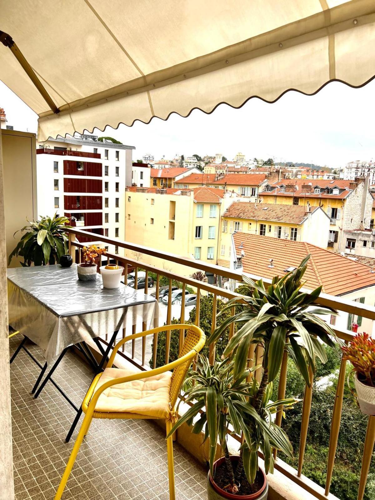 Apartment Center Aviva's-home Nice